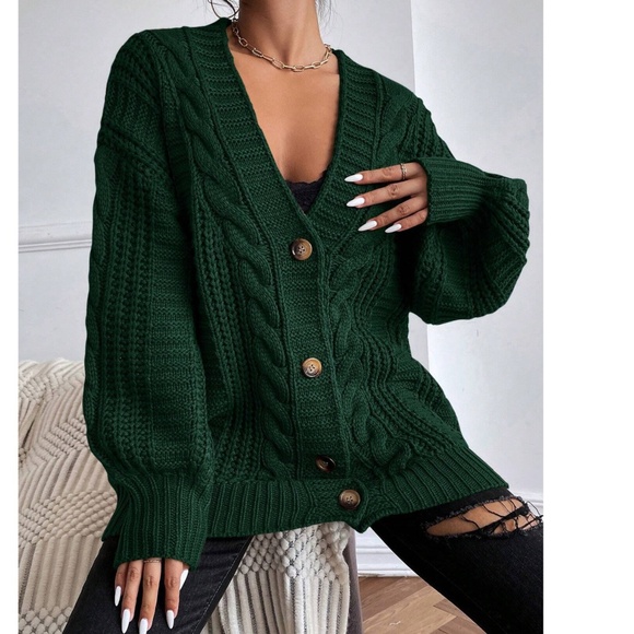 Cozy Solid Chunky cable Knit Button down Oversized Cardigan - Picture 3 of 8